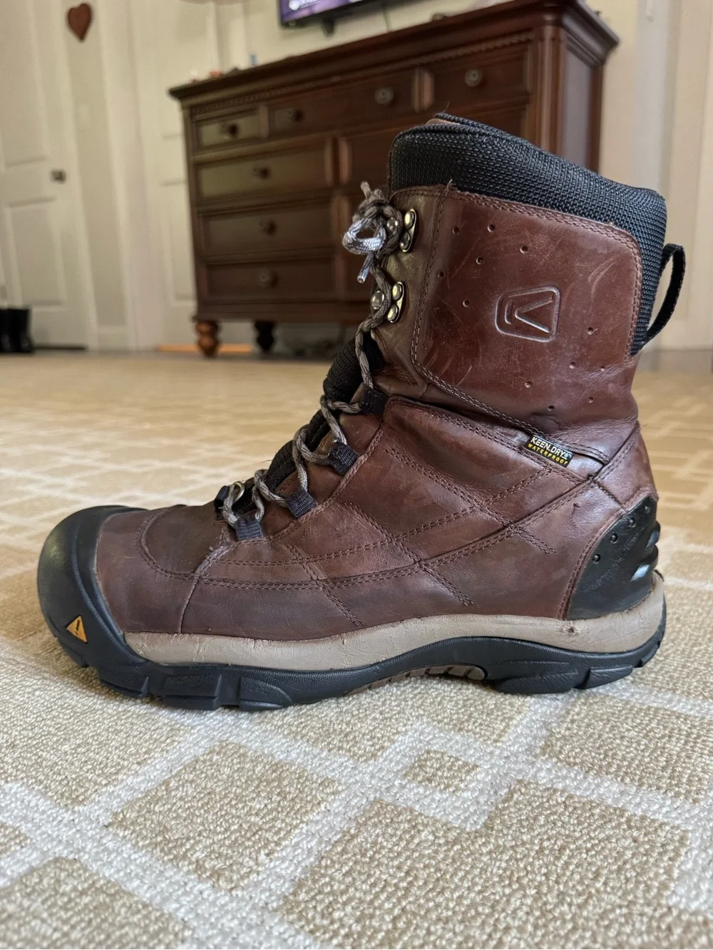 KEEN Waterproof Leather Boots Hiking Outdoor Utility Work Brown Size 12